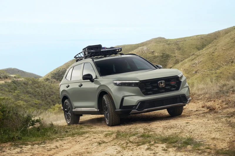 Новый облик Honda CR-V: премьера внедорожной версии с гибридной начинкой